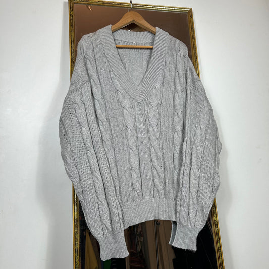 V neck sweater