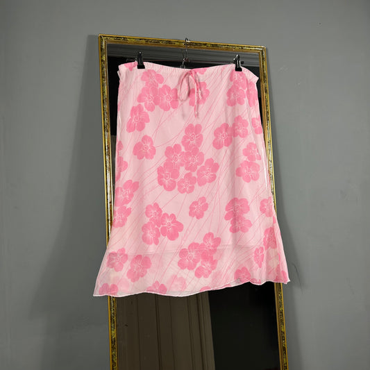 Flower patterned skirt