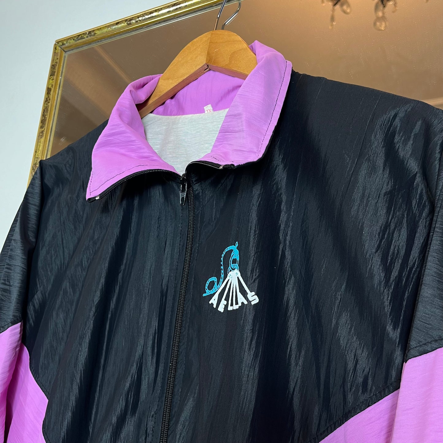 Funky windbreaker