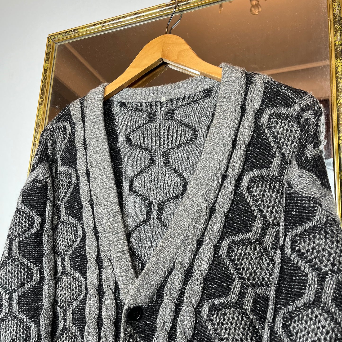 Patterned cardigan