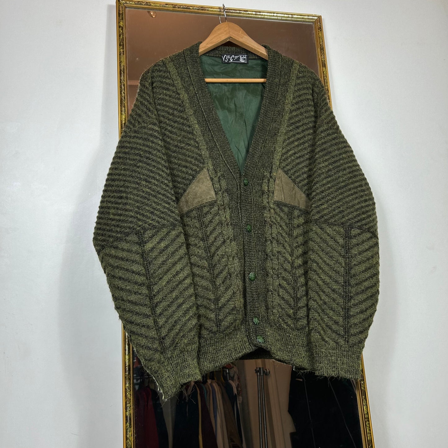 Sweater x suede cardigan