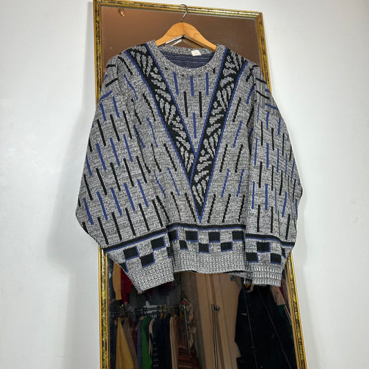 Patterned sweater