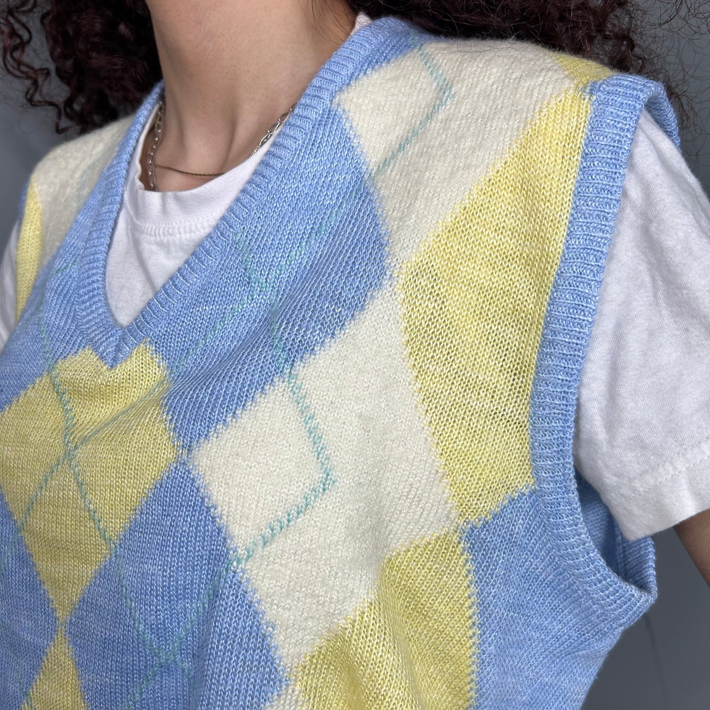 Patterned vest