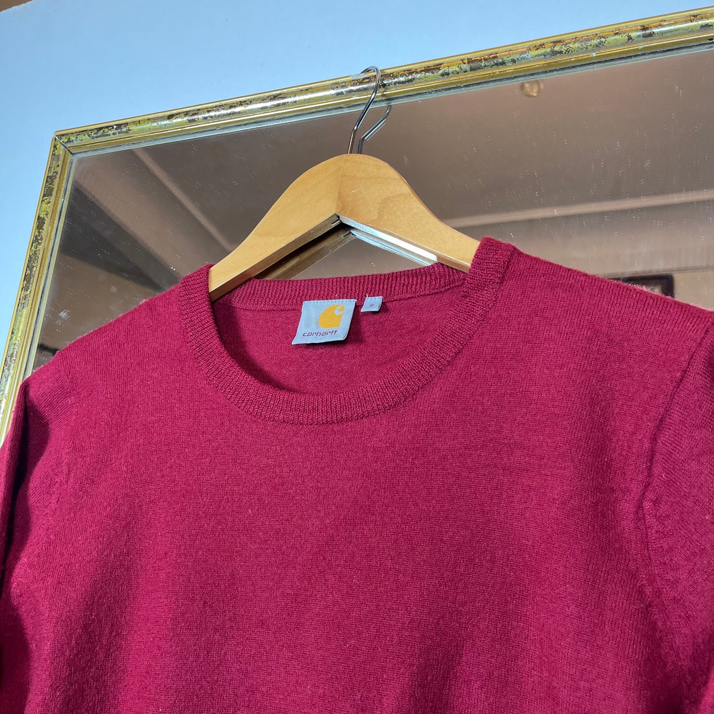Carhartt sweater