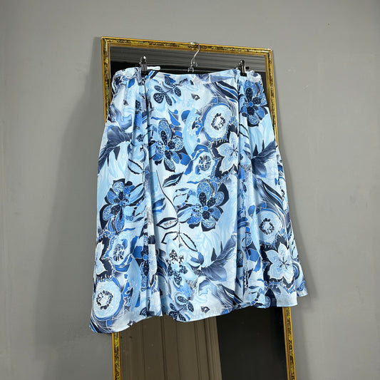 Patterned skirt