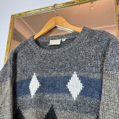 Levis sweater