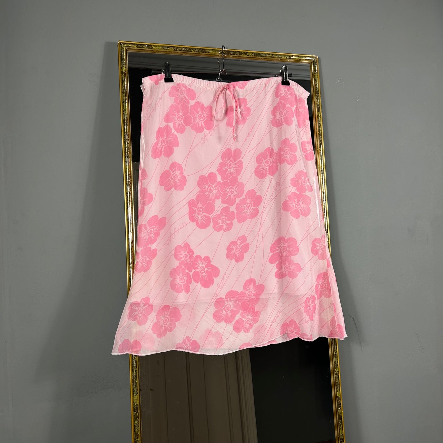 Flower patterned skirt