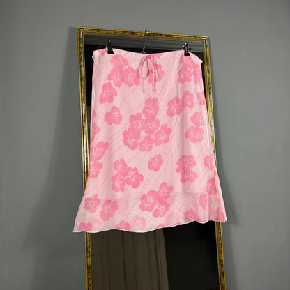 Flower patterned skirt