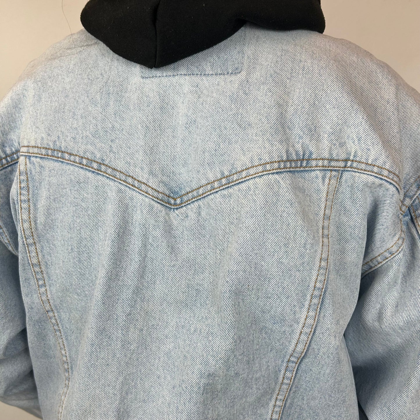 Wrangler light wash denim jacket