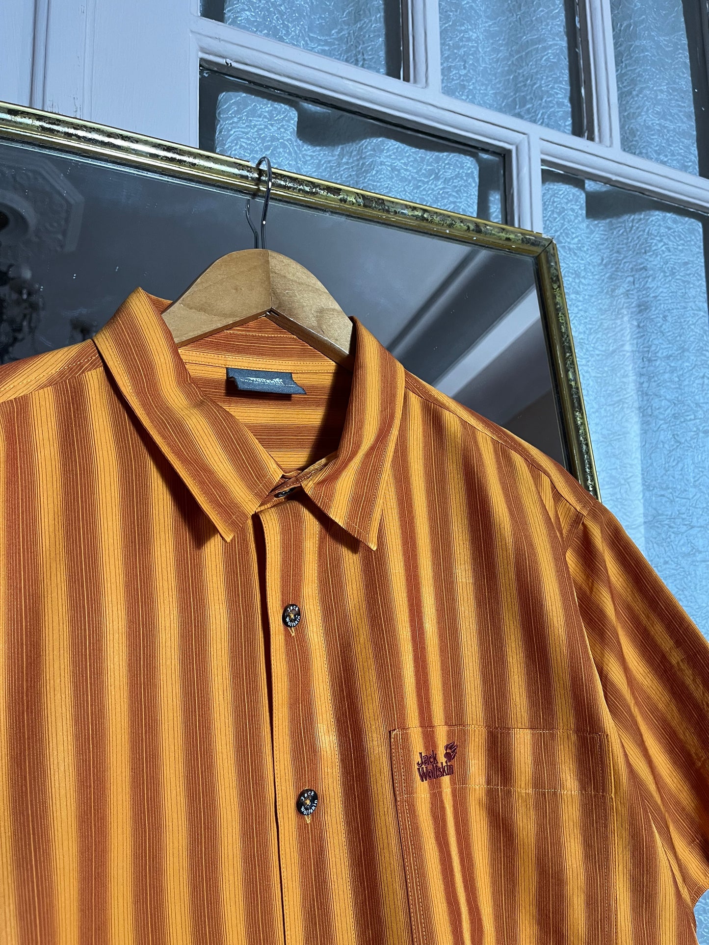 Jack Wolfskin shirt