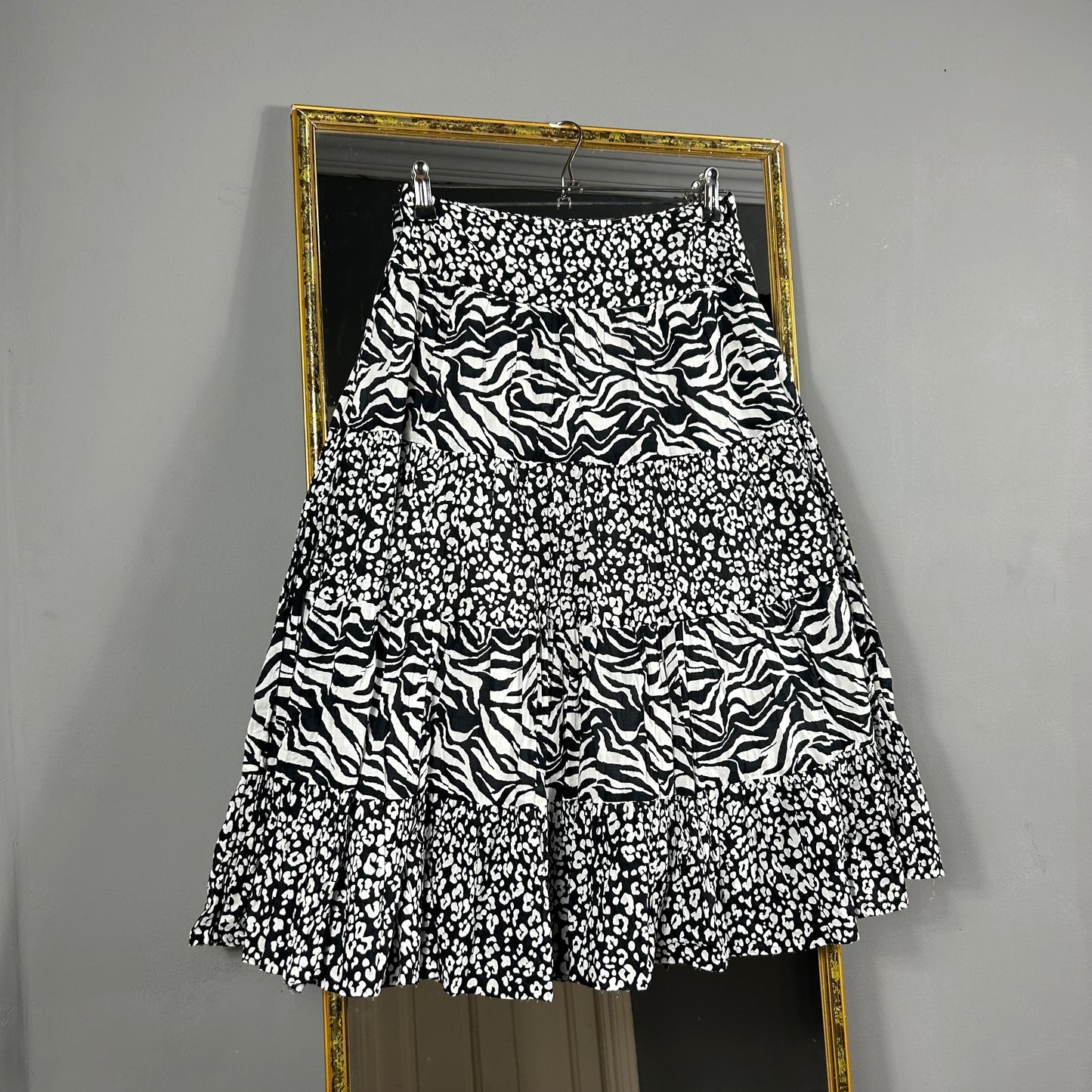 Patterned maxi skirt