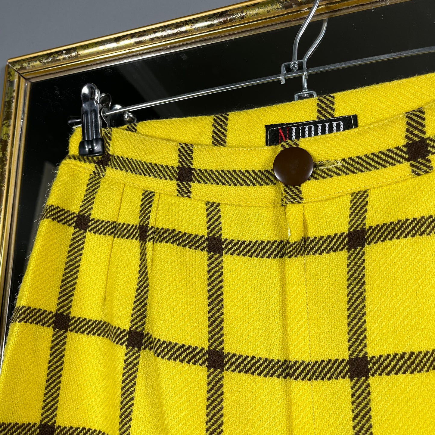 Wool skirt