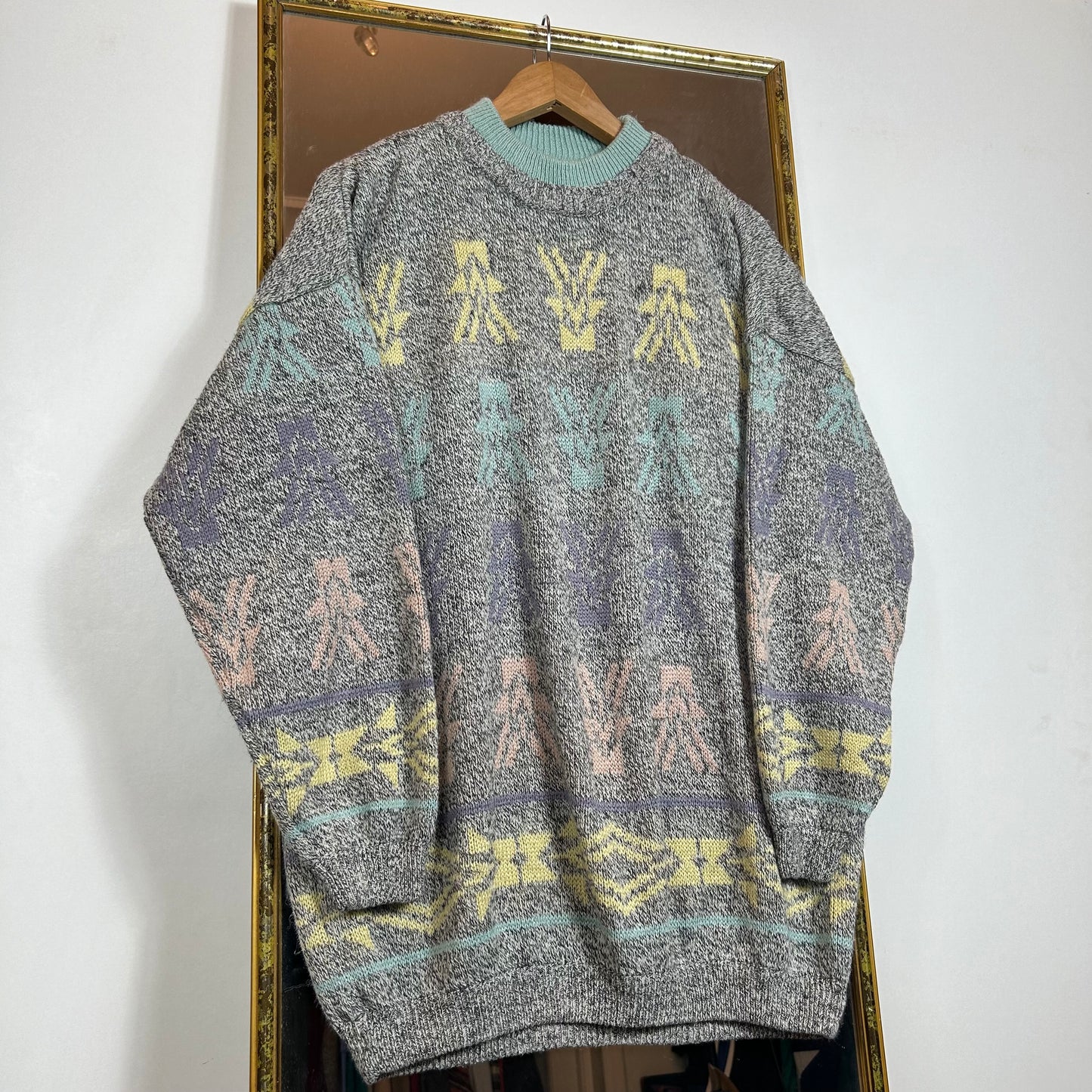 Patterned sweater