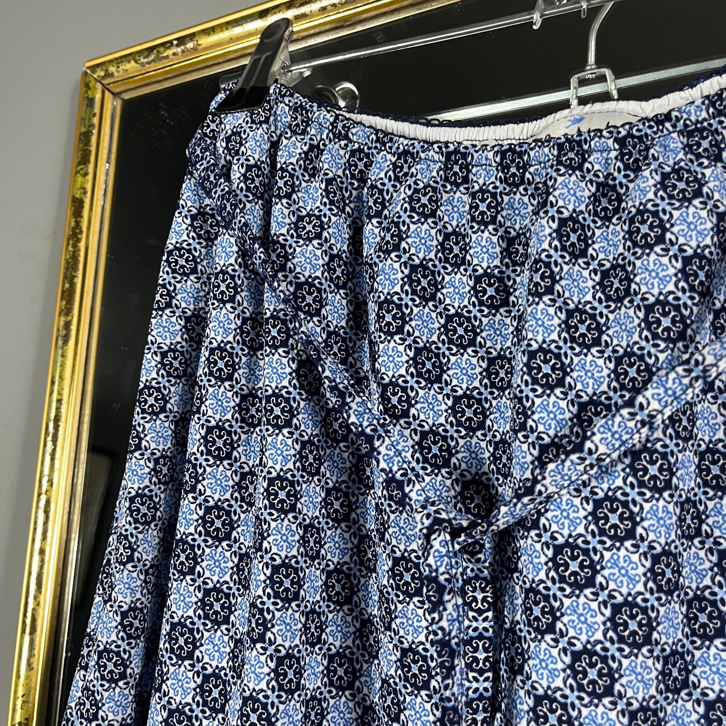 Mini patterned skirt