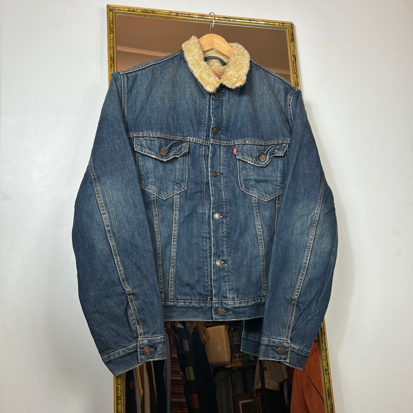 Levis sherpa denim jacket