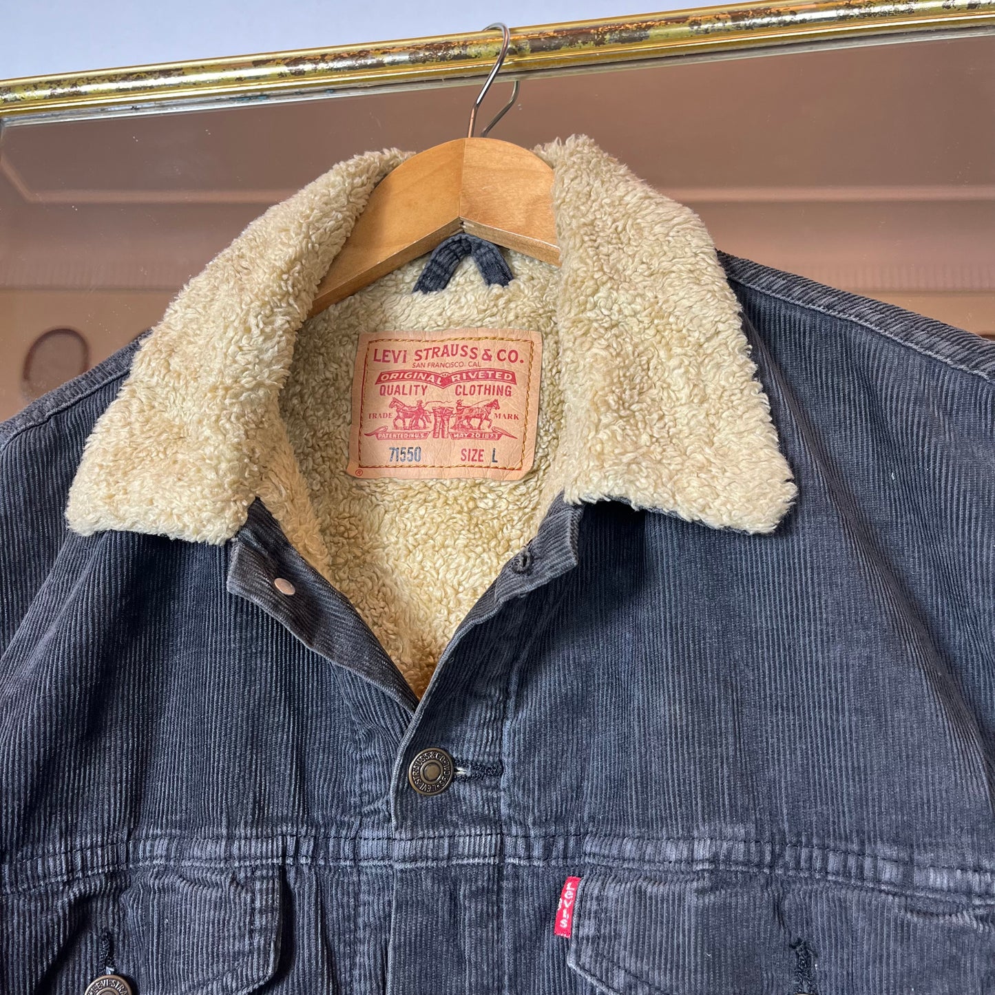 Levis corduroy shepa